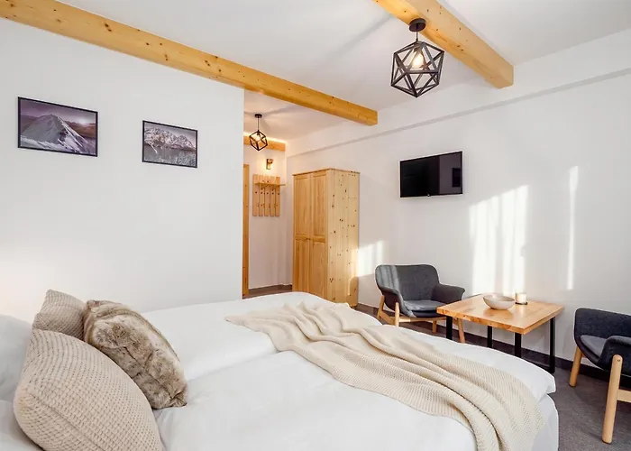 Golden Apartments - Villa Taternik - Studio With Balcony